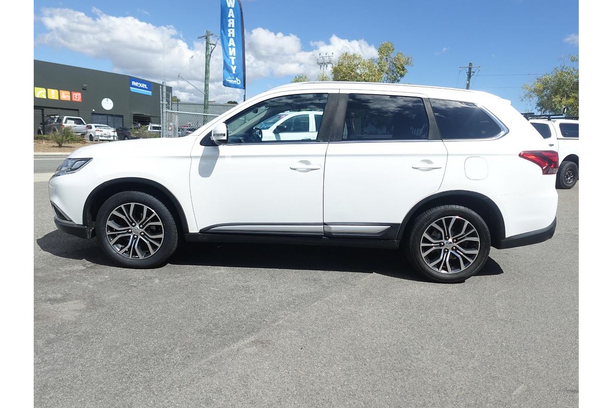 2017 Mitsubishi Outlander LS Safety Pack ZK