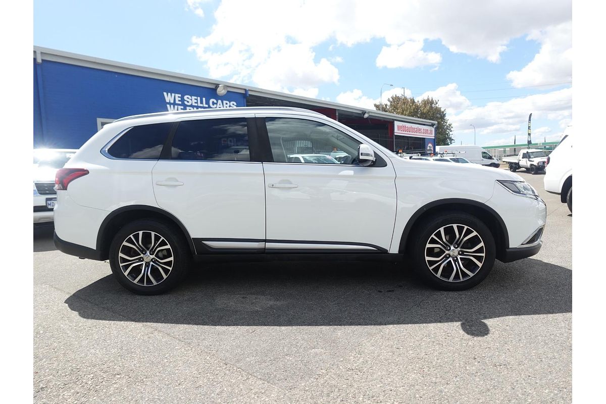2017 Mitsubishi Outlander LS Safety Pack ZK