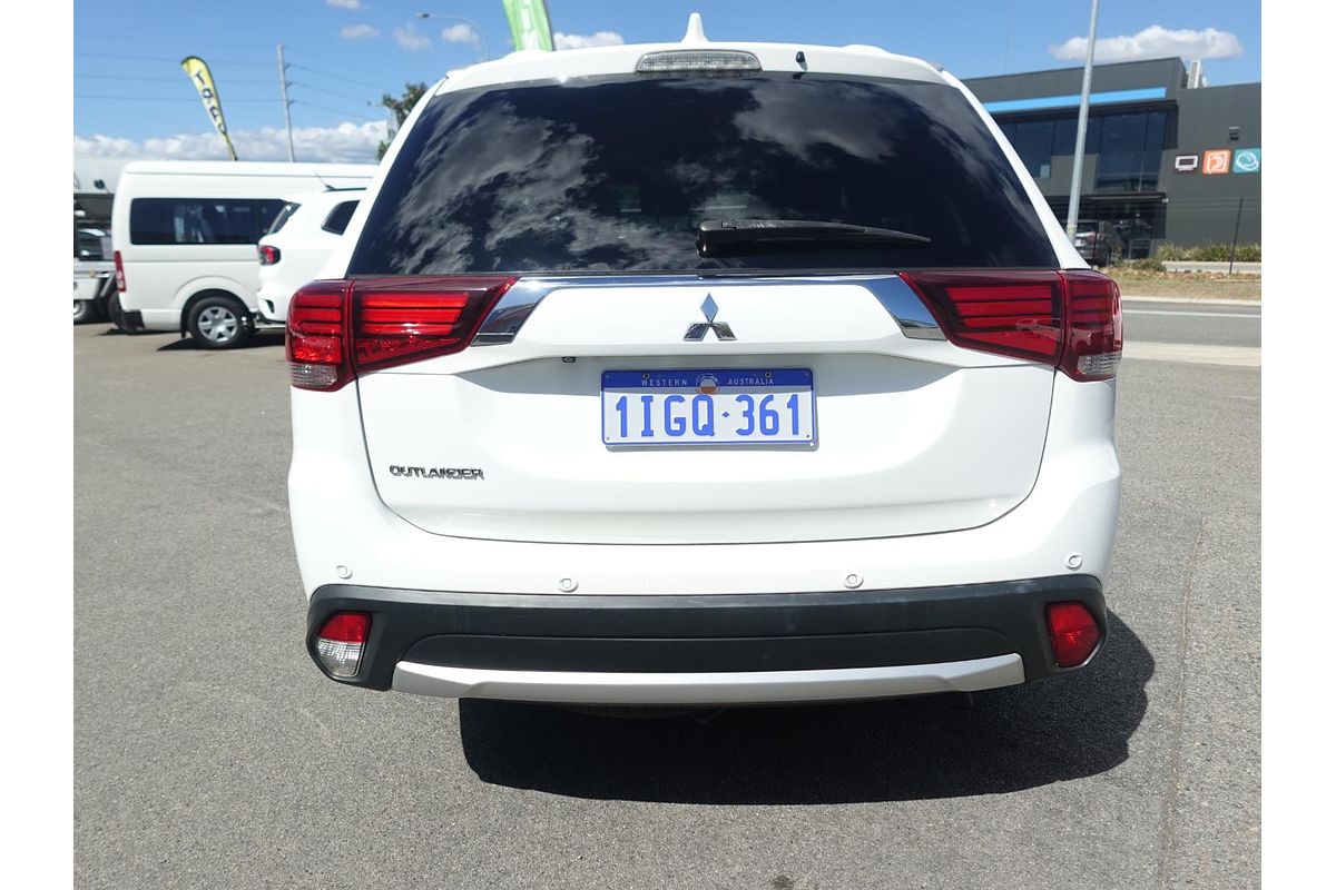 2017 Mitsubishi Outlander LS Safety Pack ZK