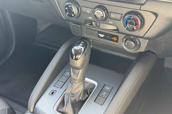 2024 Mazda BT BT-50 BT-50 G 6AUTO 3.0L DUAL CAB CHASSIS XT 4X4