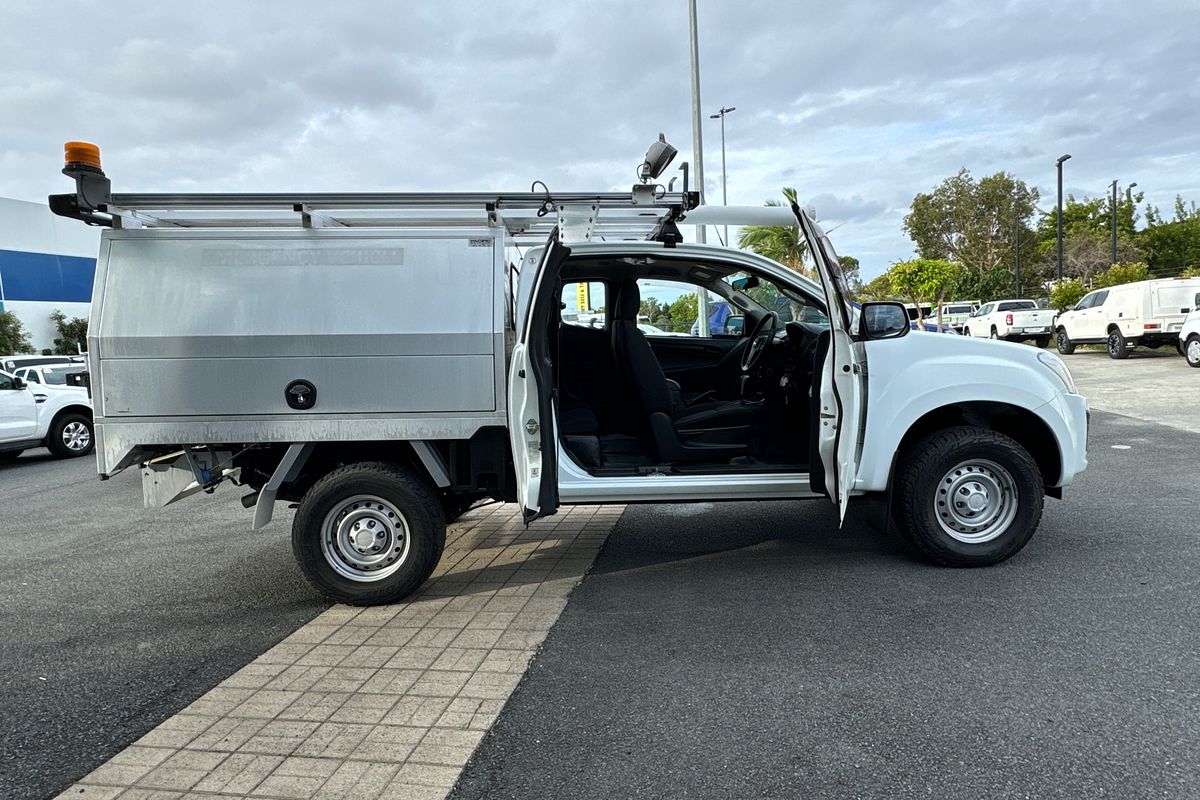 2018 Isuzu D-MAX SX High Ride Rear Wheel Drive