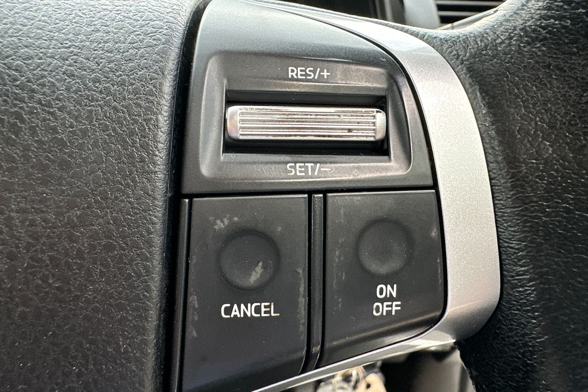 2018 Isuzu D-MAX SX High Ride Rear Wheel Drive