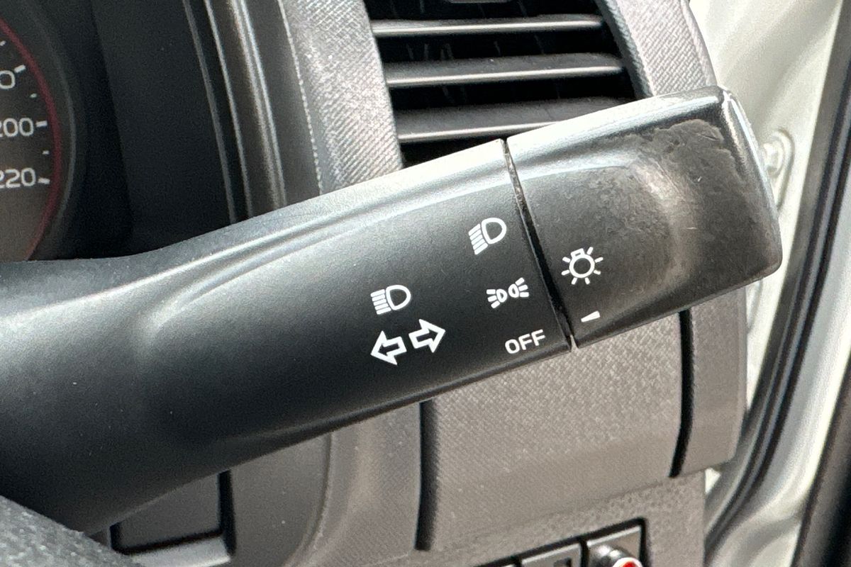 2018 Isuzu D-MAX SX High Ride Rear Wheel Drive