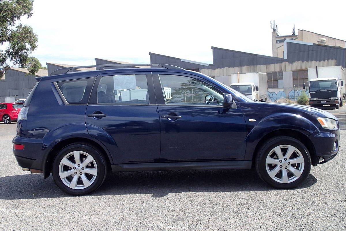 2011 Mitsubishi OUTLANDER ZH MY11