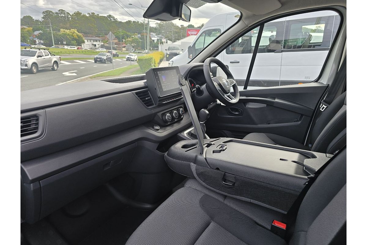 2024 Renault Trafic Pro X82 SWB