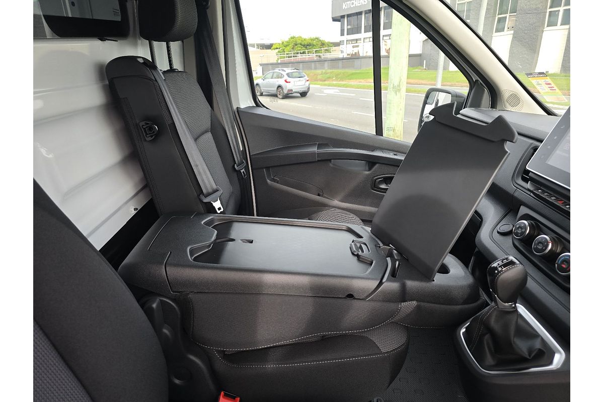 2024 Renault Trafic Pro X82 SWB