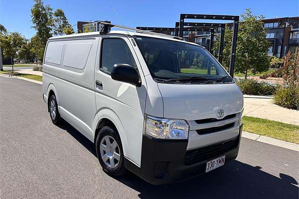 2018 Toyota HIACE LWB KDH201R MY16