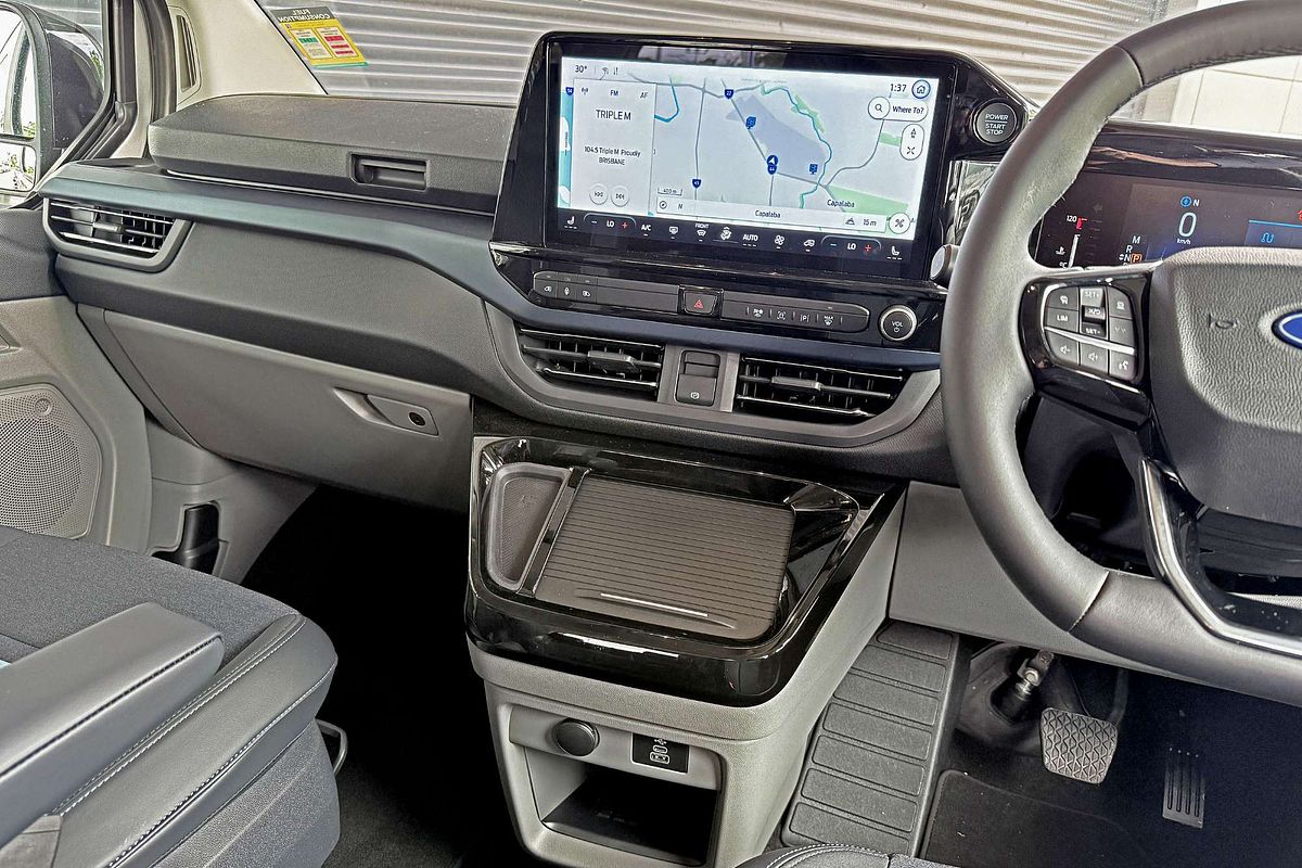 2024 Ford Tourneo Active AV SWB