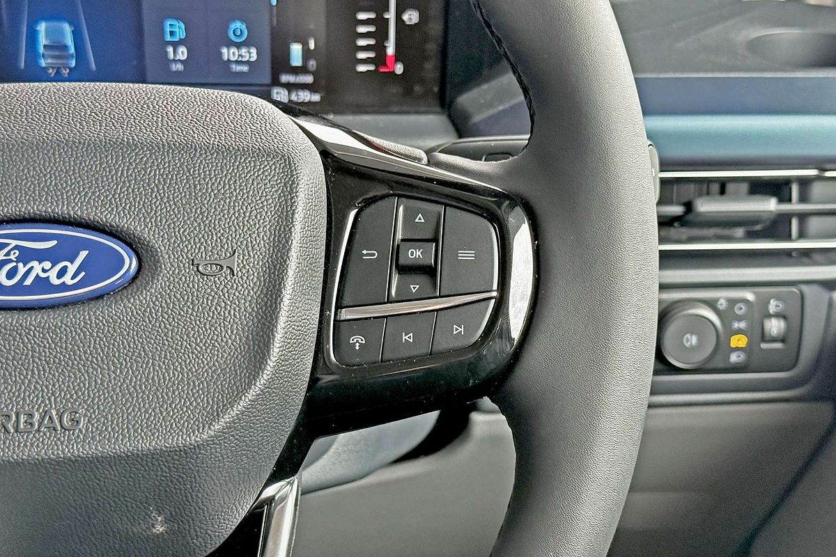 2024 Ford Tourneo Active AV SWB