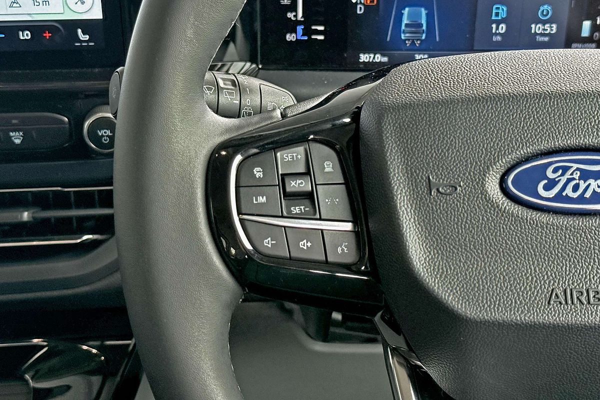 2024 Ford Tourneo Active AV SWB