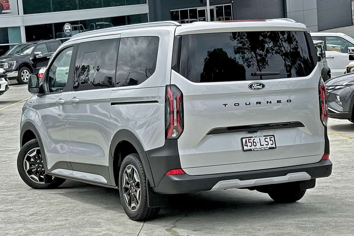 2024 Ford Tourneo Active AV SWB