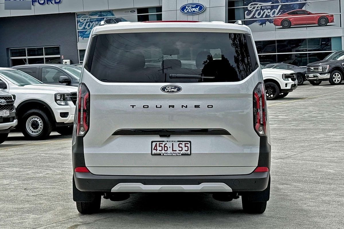 2024 Ford Tourneo Active AV SWB