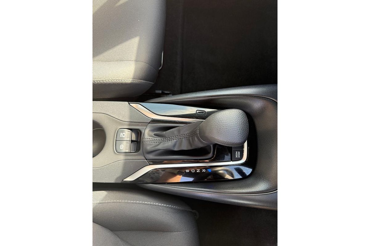 2022 Toyota Corolla Ascent Sport Hybrid ZWE211R