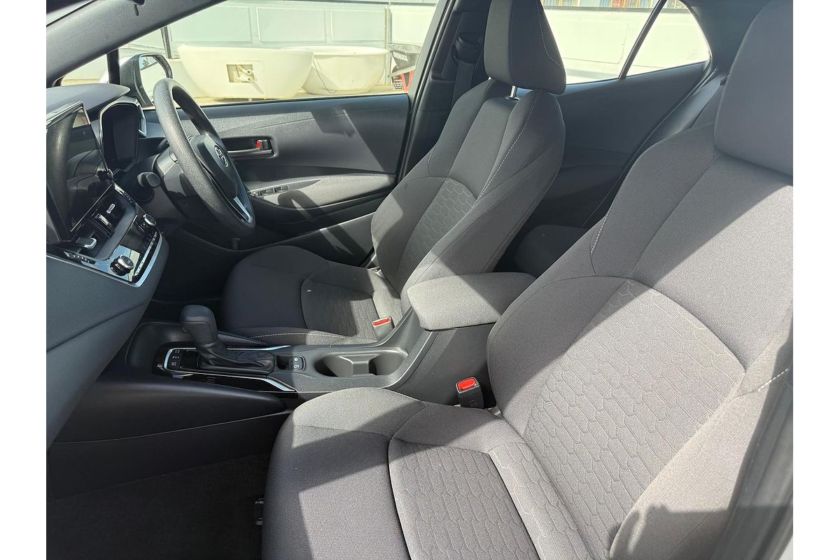 2022 Toyota Corolla Ascent Sport Hybrid ZWE211R