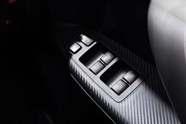 2023 Mitsubishi Eclipse Cross Exceed YB