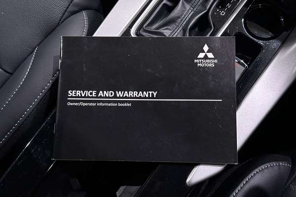 2023 Mitsubishi Eclipse Cross Exceed YB