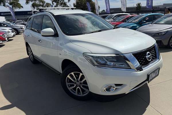 2016 Nissan Pathfinder ST R52