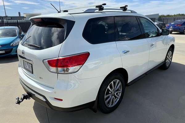 2016 Nissan Pathfinder ST R52