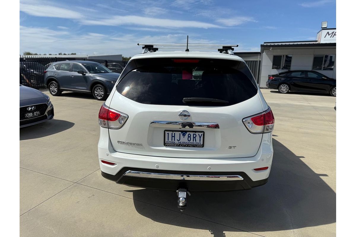 2016 Nissan Pathfinder ST R52