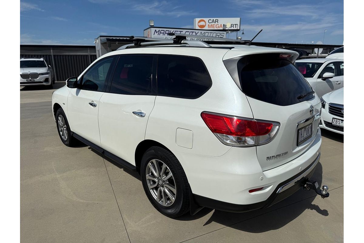 2016 Nissan Pathfinder ST R52