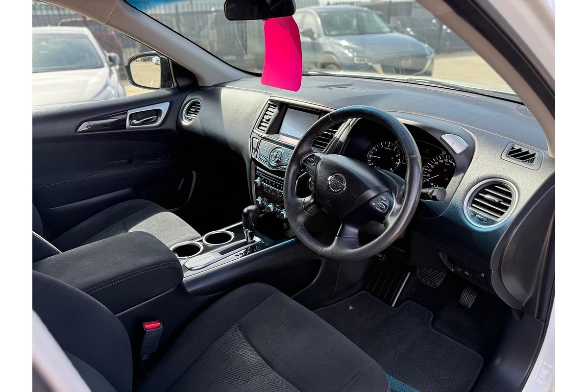 2016 Nissan Pathfinder ST R52