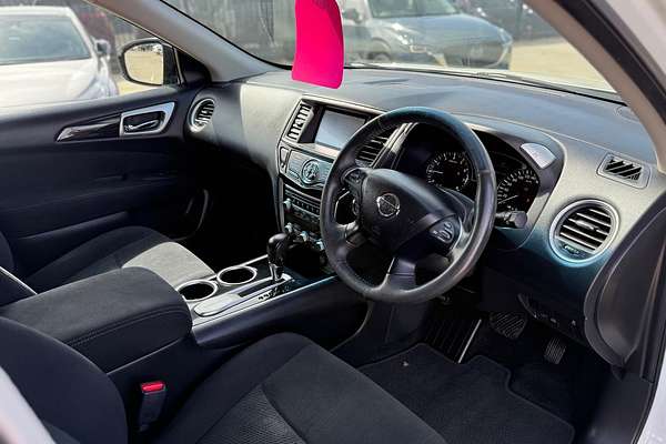 2016 Nissan Pathfinder ST R52