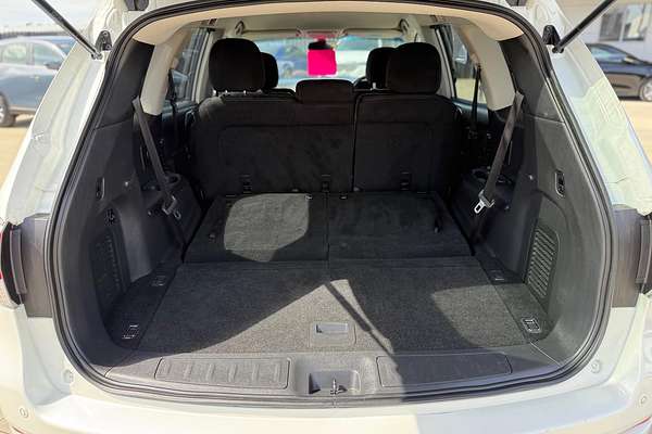 2016 Nissan Pathfinder ST R52