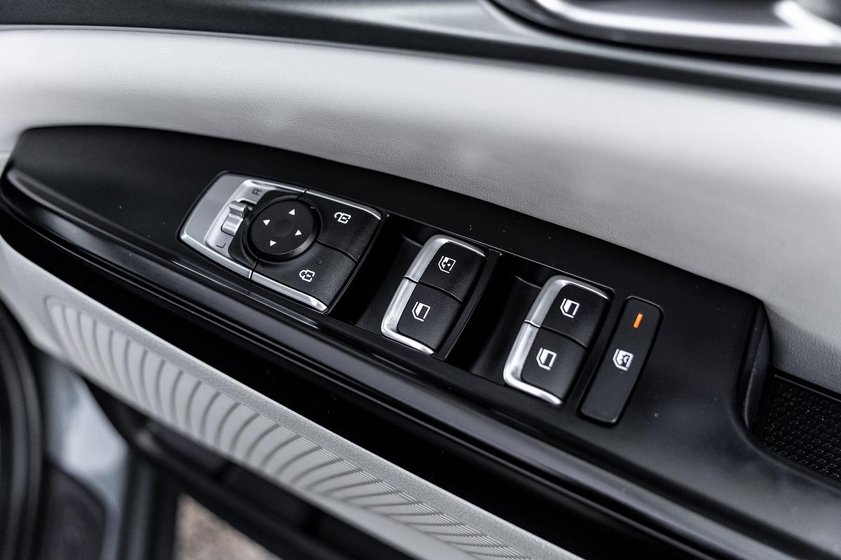 2022 Kia Carnival S KA4