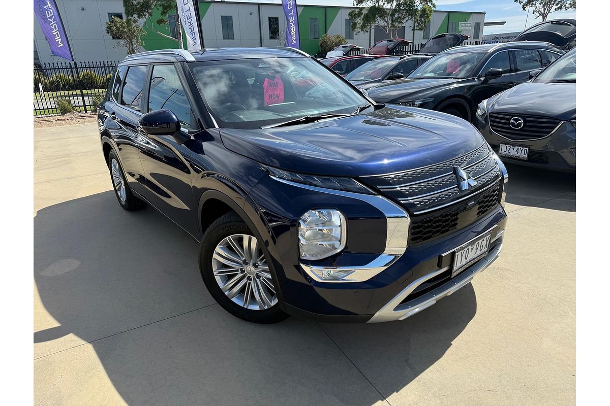 2023 Mitsubishi Outlander ES ZM