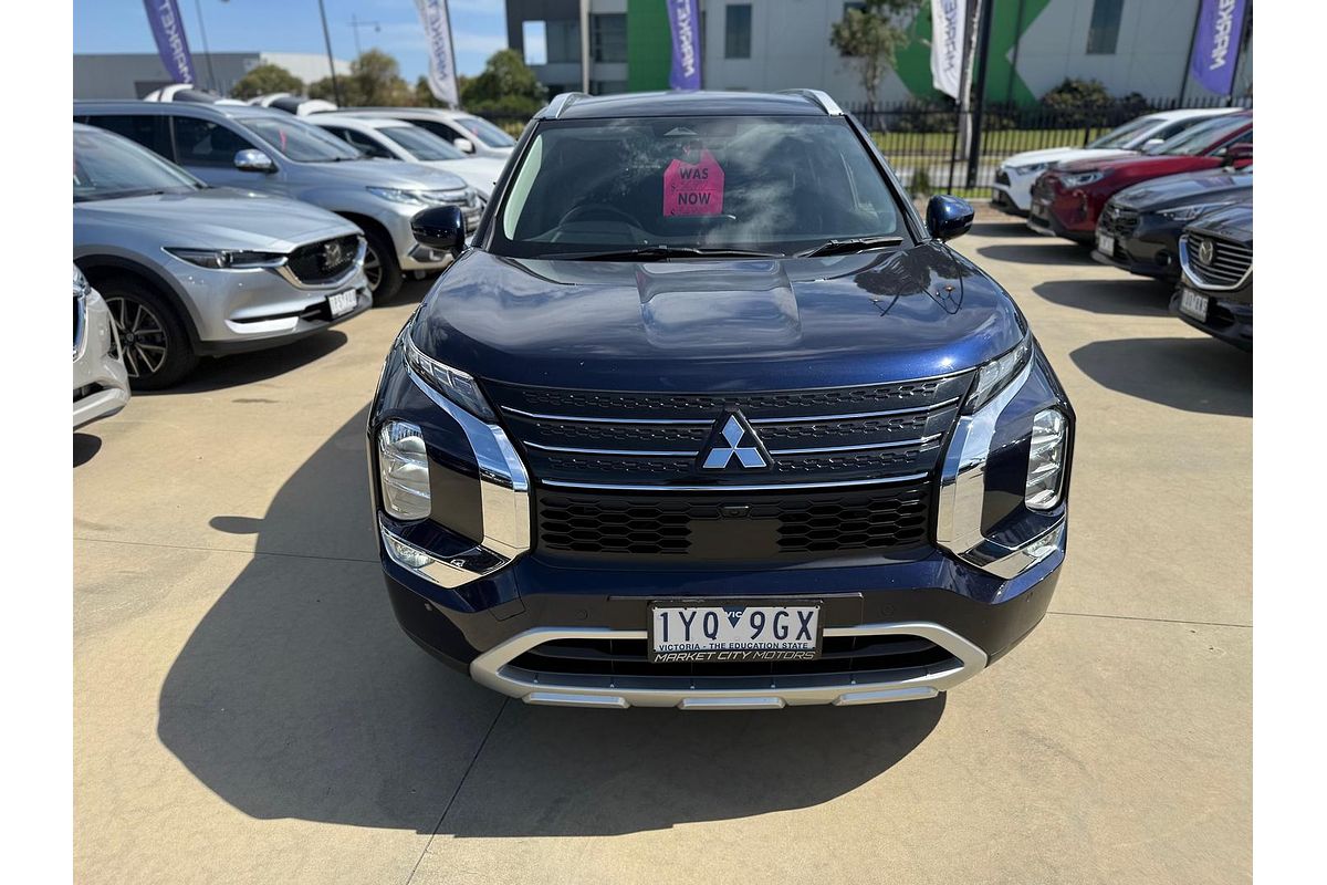 2023 Mitsubishi Outlander ES ZM