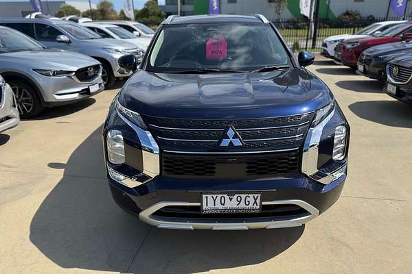 2023 Mitsubishi Outlander ES ZM
