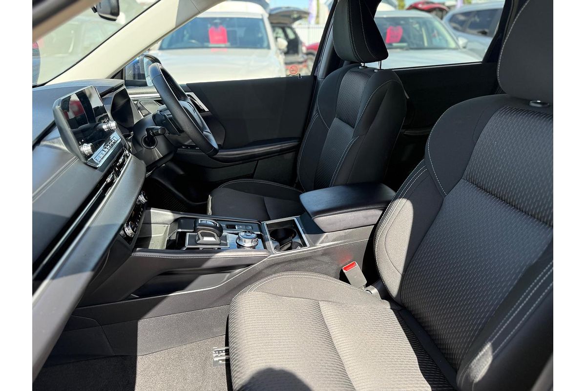 2023 Mitsubishi Outlander ES ZM