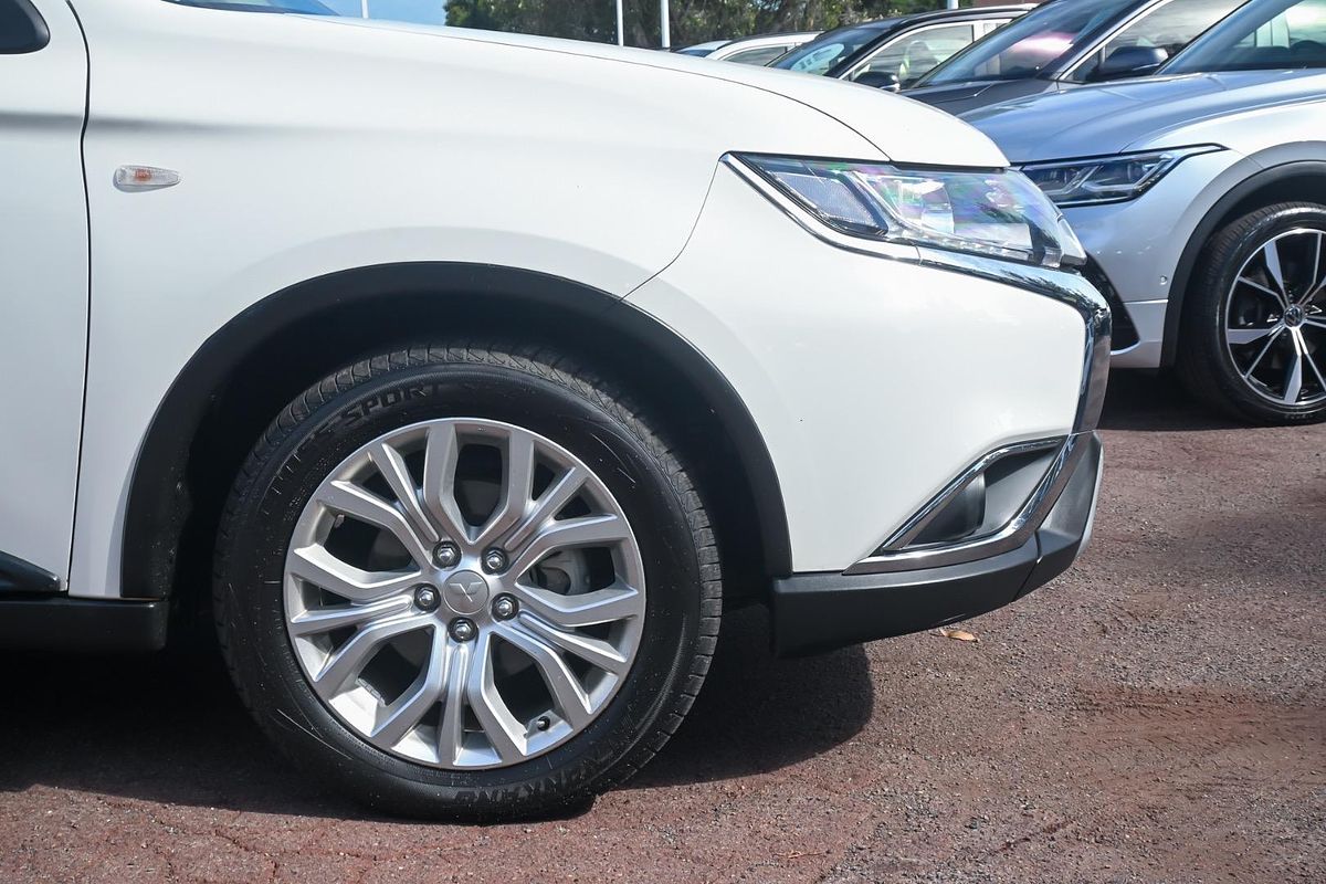 2020 Mitsubishi Outlander ES ZL