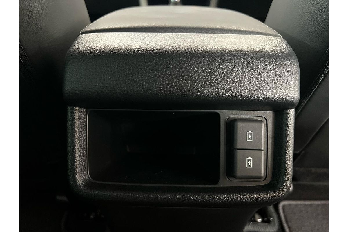 2025 Isuzu MU-X X-TERRAIN