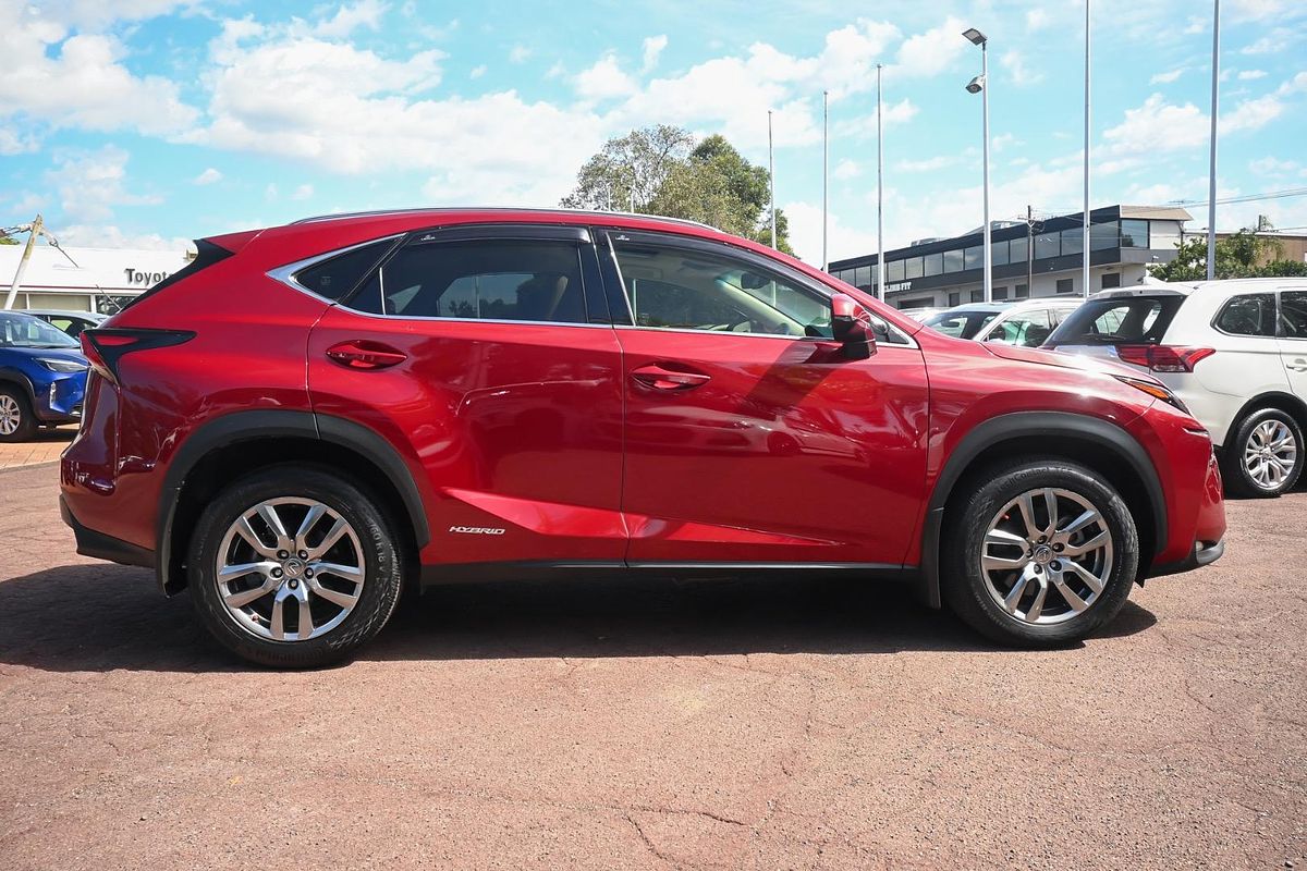 2017 Lexus NX NX300h Luxury AYZ10R