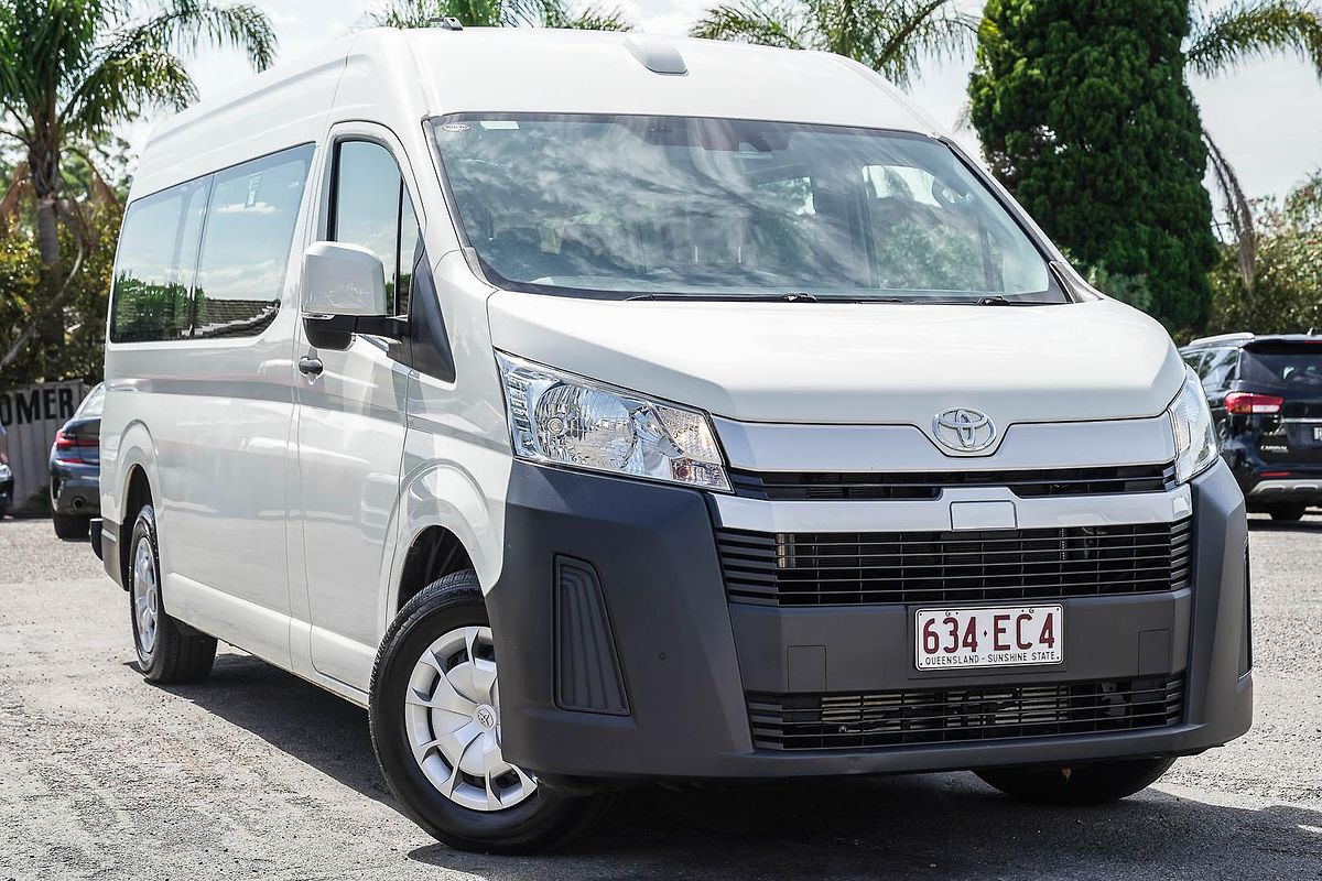 2022 Toyota Hiace Commuter GDH322R