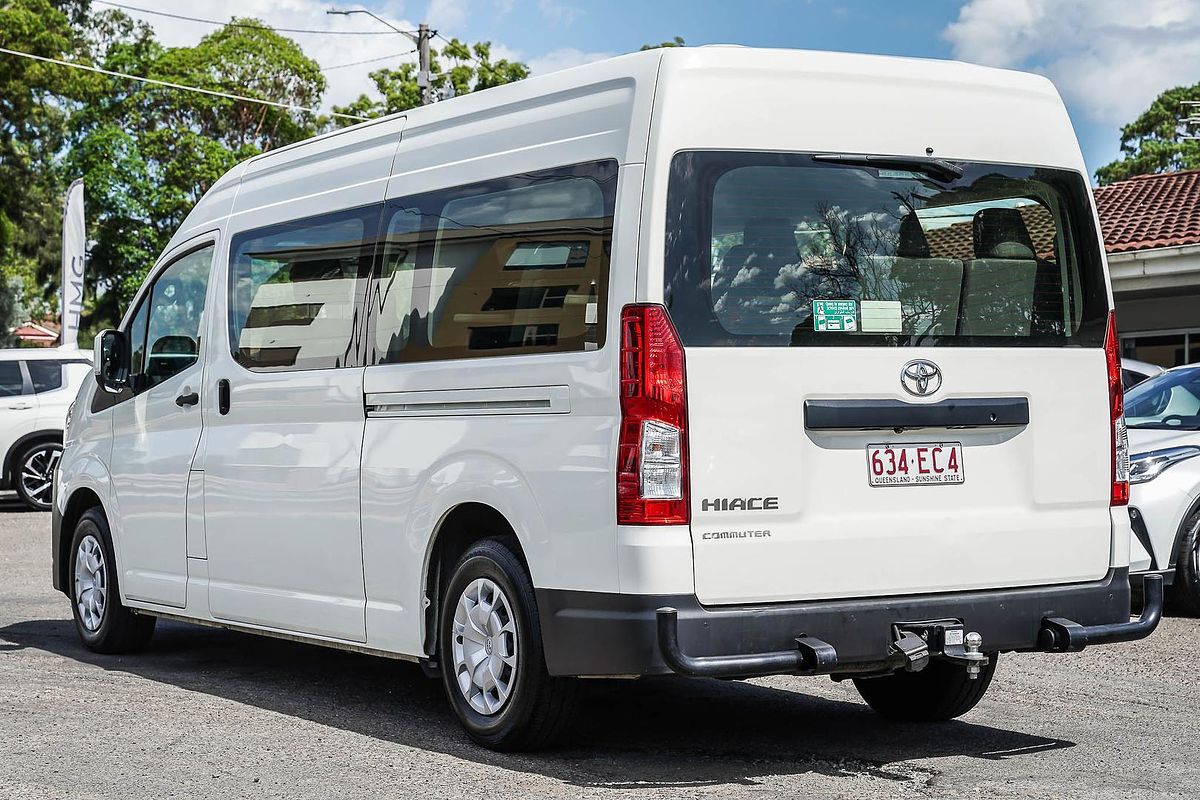 2022 Toyota Hiace Commuter GDH322R