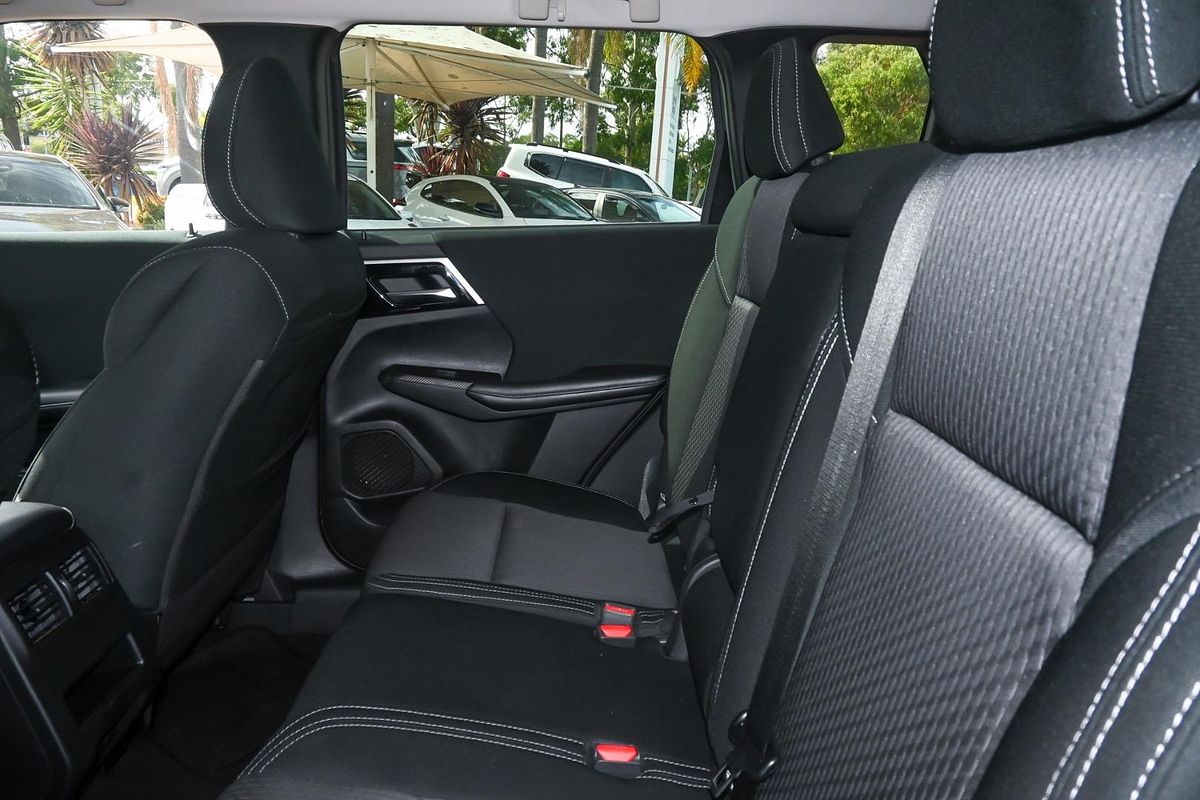 2022 Mitsubishi Outlander LS ZM