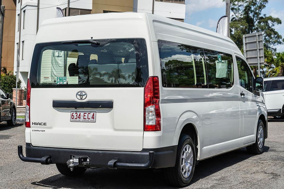 2022 Toyota Hiace Commuter GDH322R