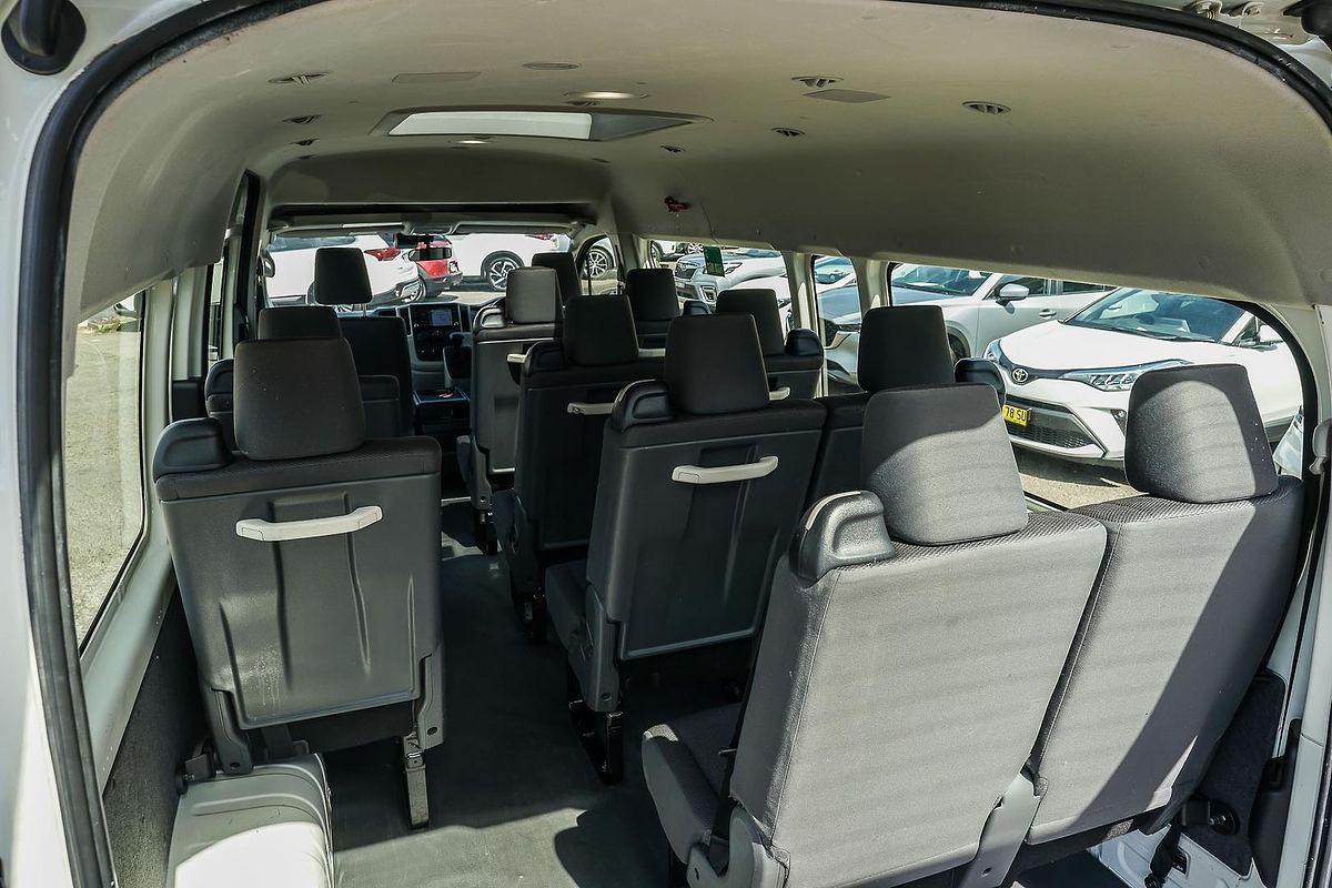 2022 Toyota Hiace Commuter GDH322R