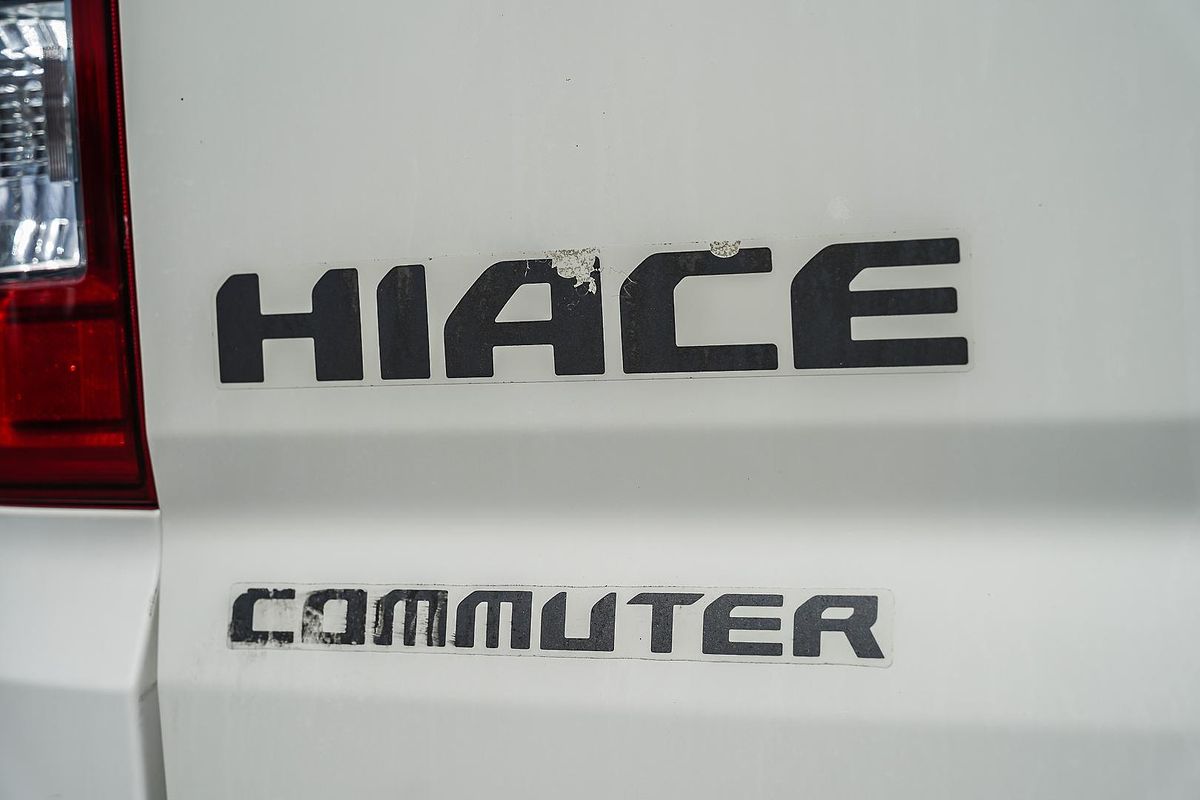 2022 Toyota Hiace Commuter GDH322R