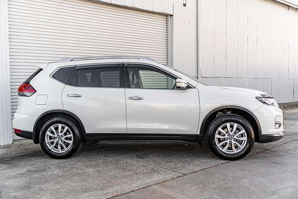 2017 Nissan X-TRAIL ST-L T32 Series II