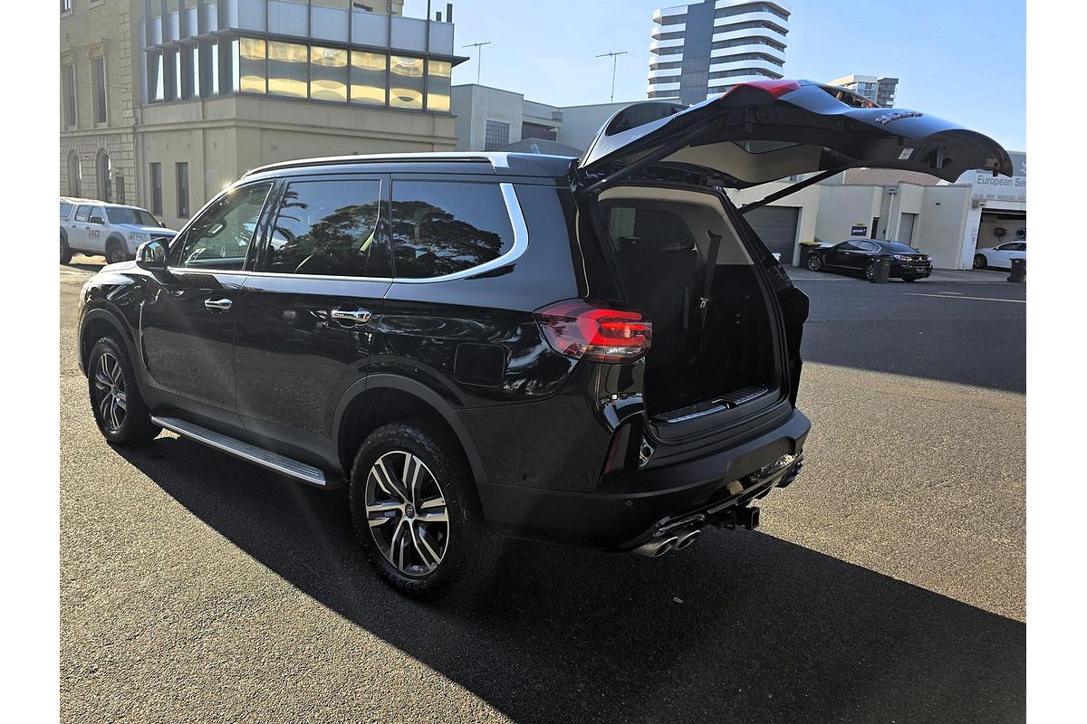 2022 LDV D90 Executive SV9A