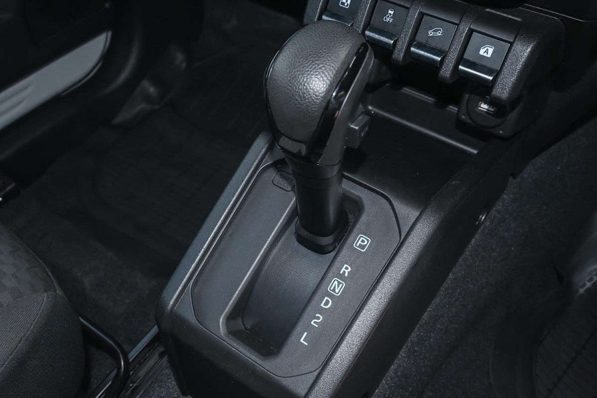 2022 Suzuki Jimny GLX GJ
