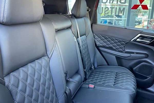 2022 Mitsubishi Outlander PHEV Exceed ZM AWD