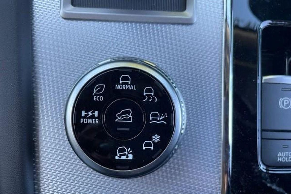 2022 Mitsubishi Outlander PHEV Exceed ZM AWD