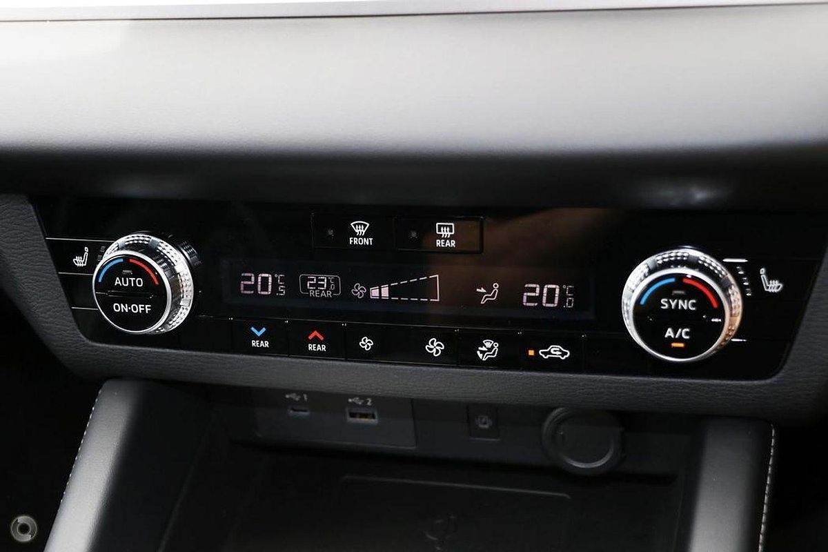 2022 Mitsubishi Outlander PHEV Exceed ZM AWD