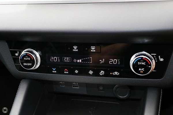 2022 Mitsubishi Outlander PHEV Exceed ZM AWD