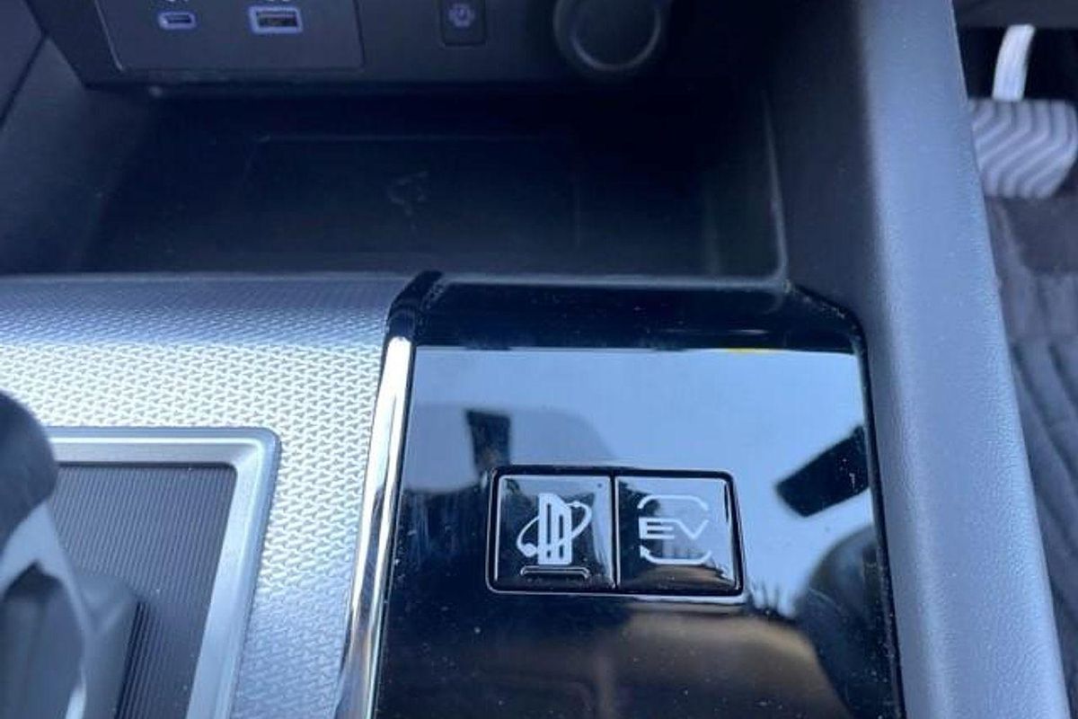 2022 Mitsubishi Outlander PHEV Exceed ZM AWD