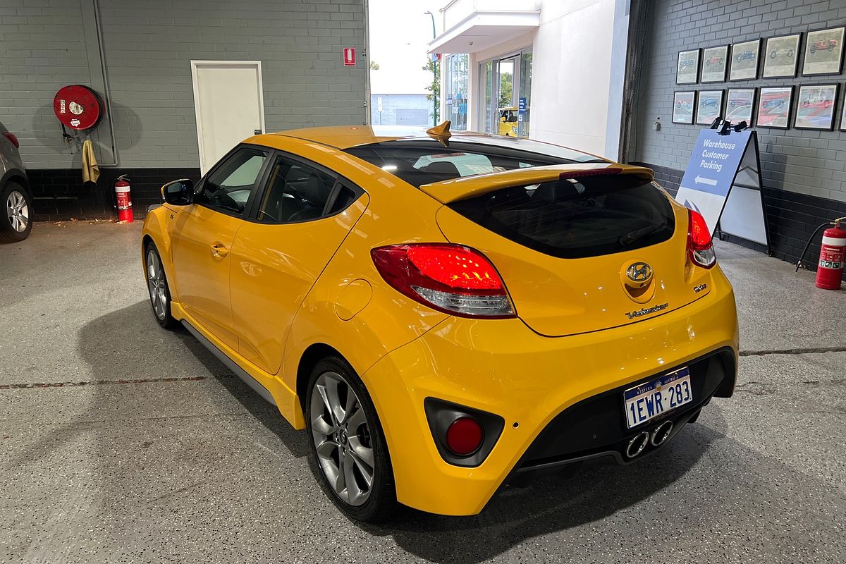 2015 Hyundai Veloster SR Turbo FS4 Series II